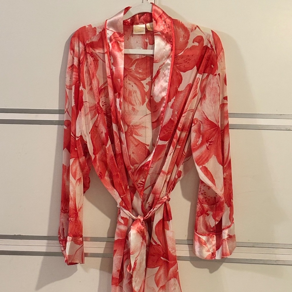 Sophia by Delicates Sheer Floral Robe Medium Long Sleeves with Cuffs